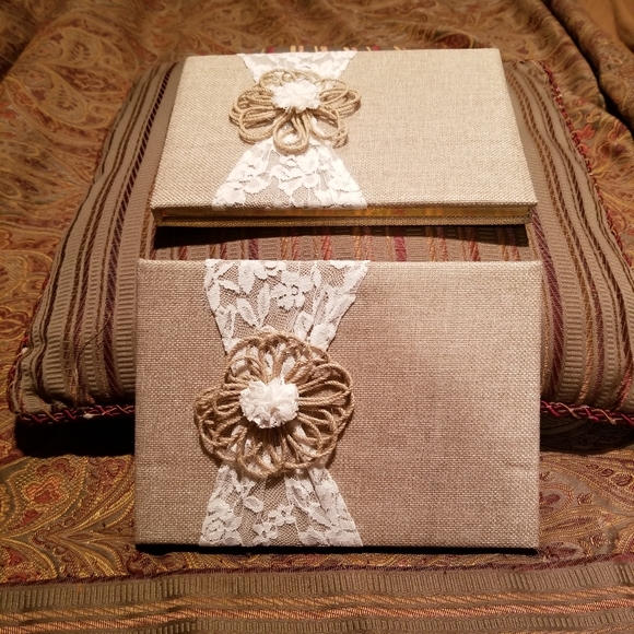 Guest Books - Picture 5 of 5